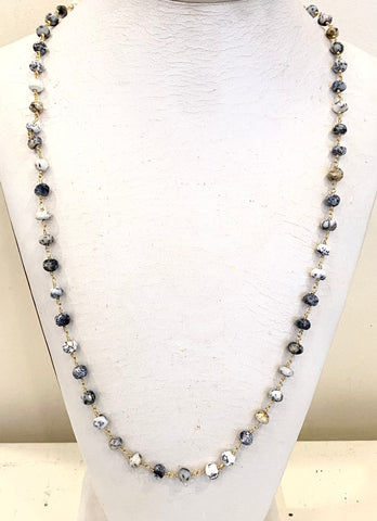 Necklace (dendritic opal)
