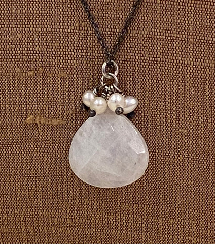 Necklace (moonstone/pearls)